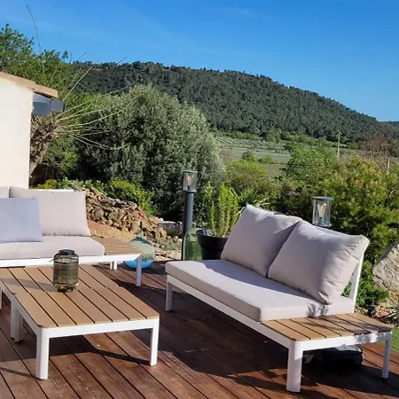 Dans La Nature, Proche Mer, De Standing Avec Piscine, Jaccusi Hébergement de vacances Clermont-lʼHérault